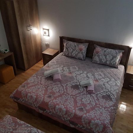 Prishtina Newborn Abc Room Приштина Экстерьер фото