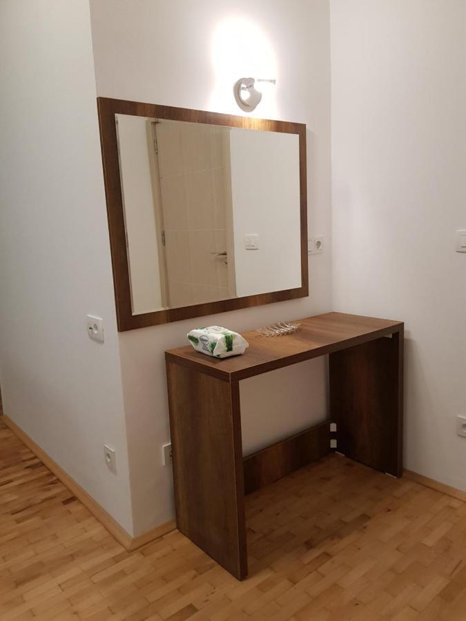 Prishtina Newborn Abc Room Приштина Экстерьер фото